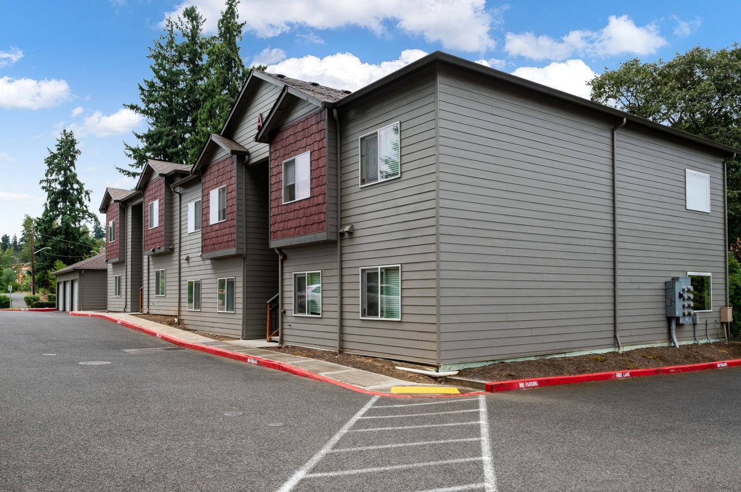Leverich Apartments Image 21