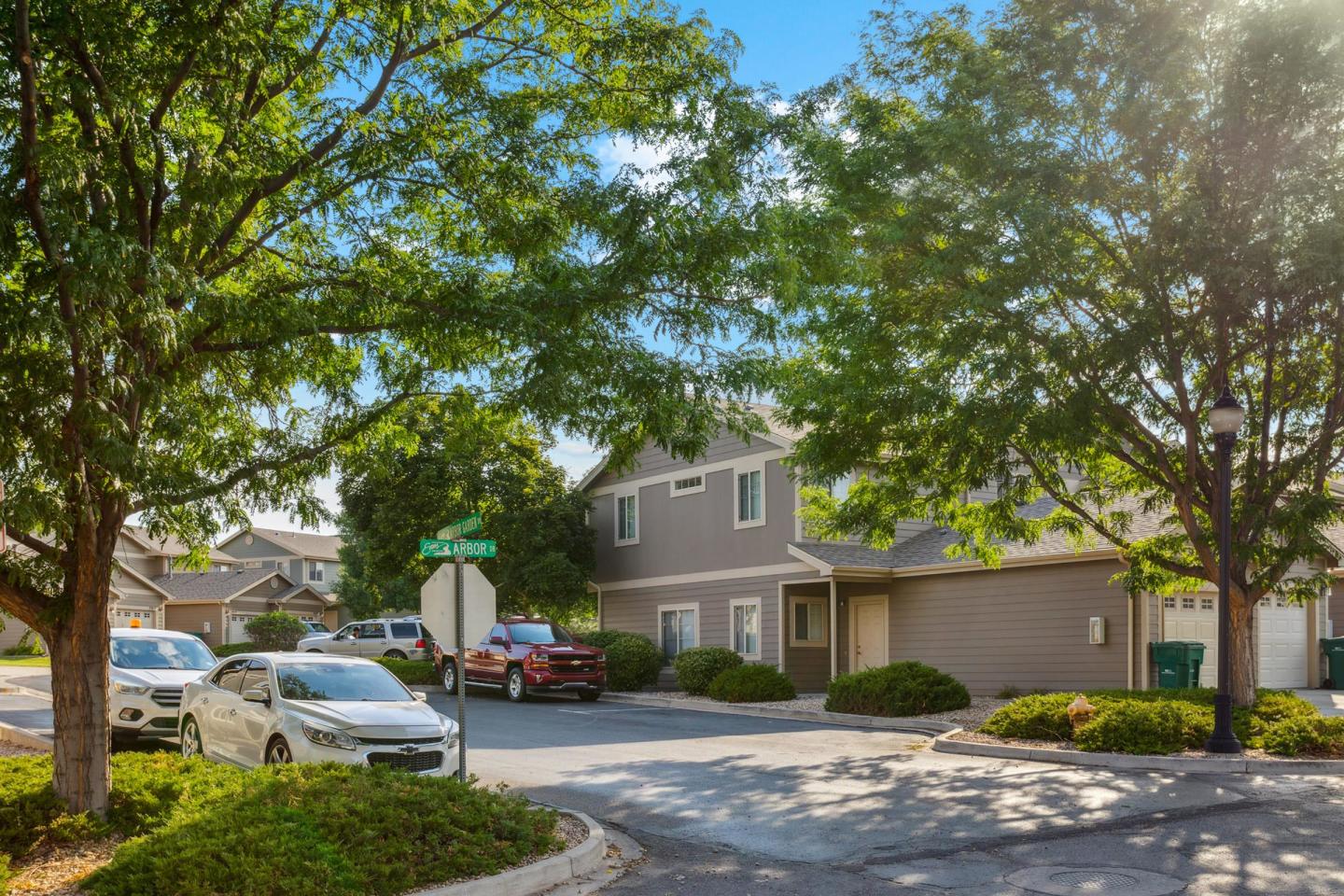 Arbor Garden Townhomes Image 3