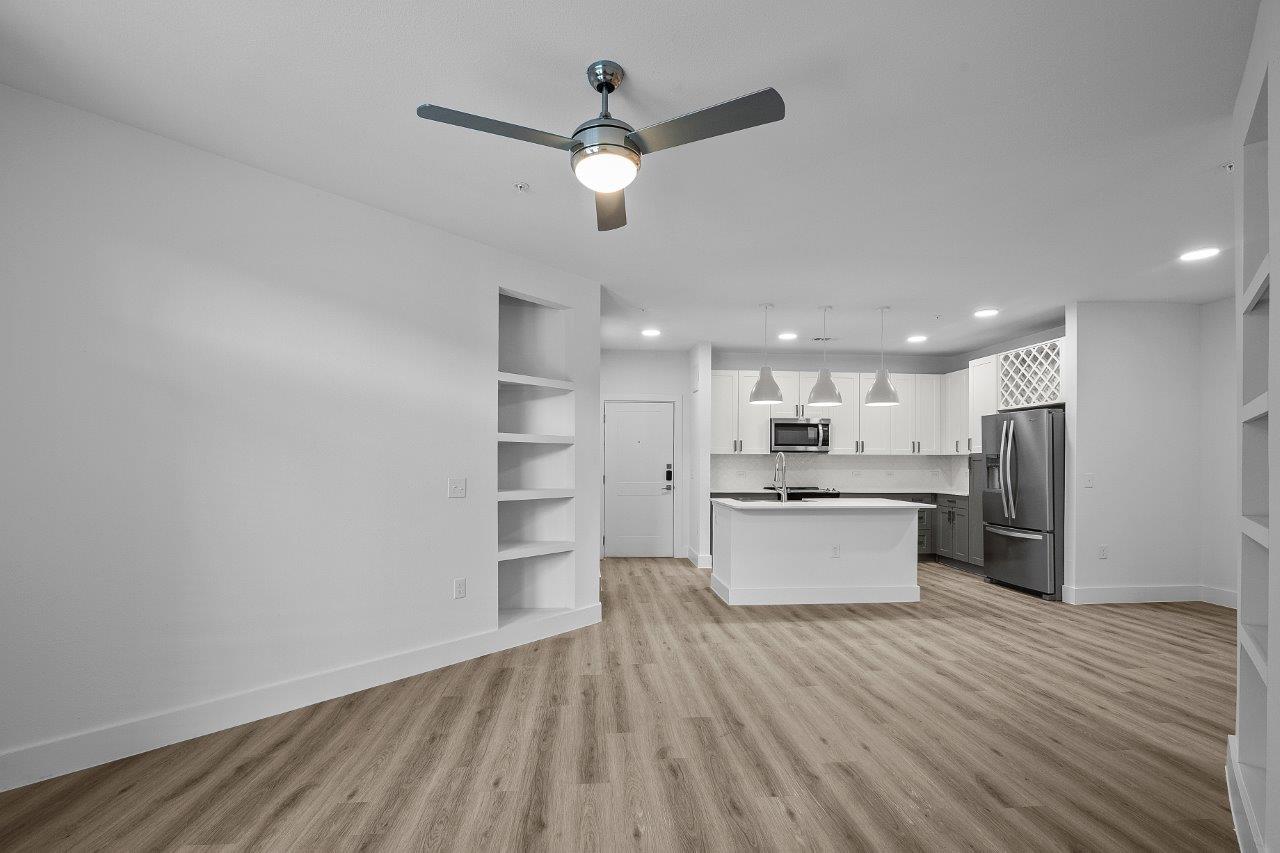 Lenox Katy Crossing Image 16