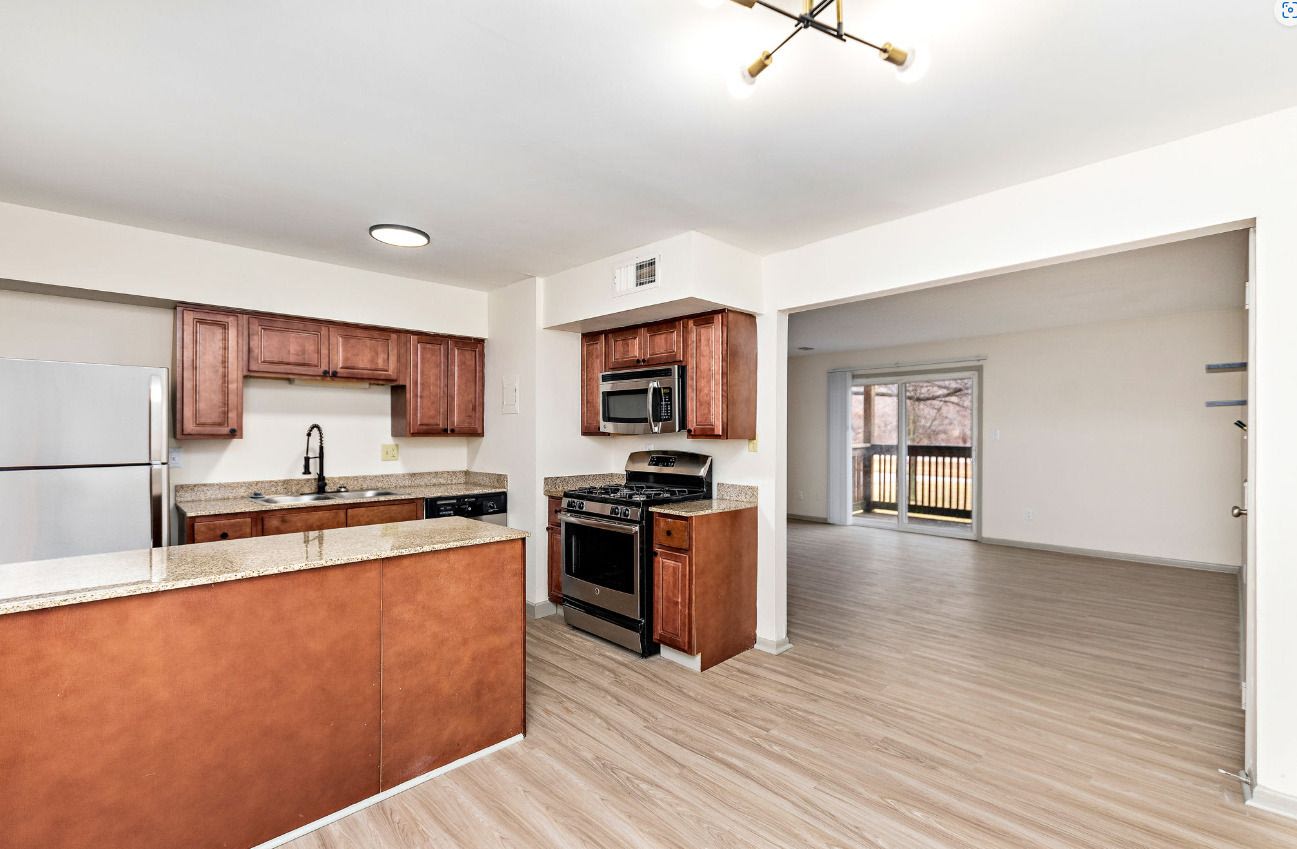 Oval Spring Apartments Image 15