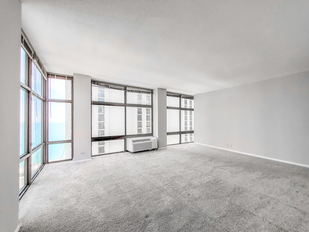 65 East Scott Street Building Image 24