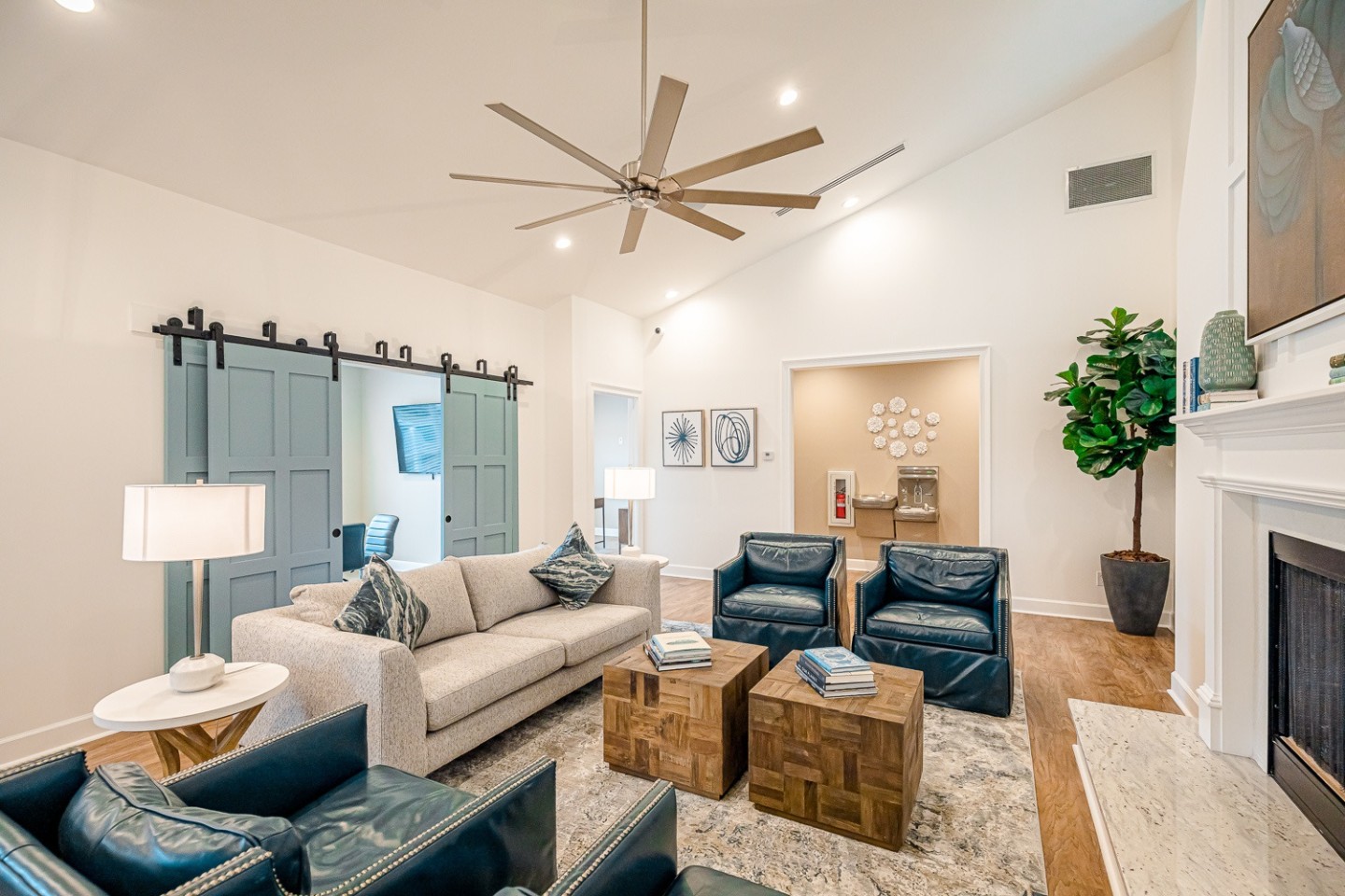 The Vista Apartments and Townhomes Image 33