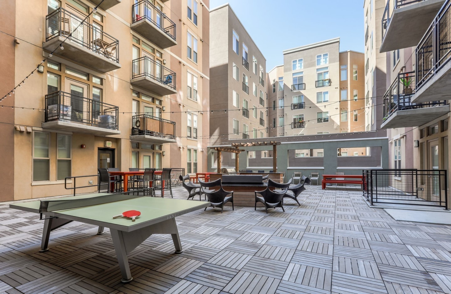 TwentyOne01 on Market Apartments Image 14