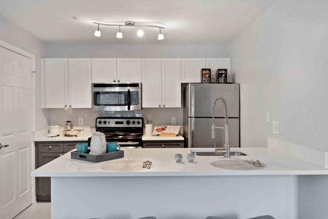 Henley at Kingstowne Image 1