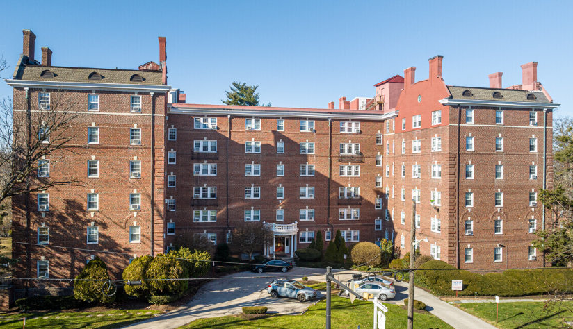 Mermont Plaza Apartments Image 1