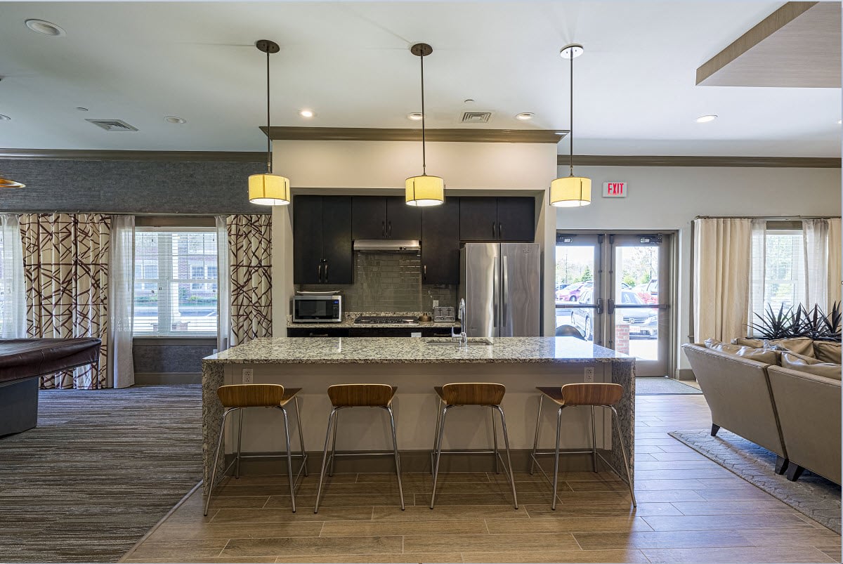 Axis at Lakeshore Image 25