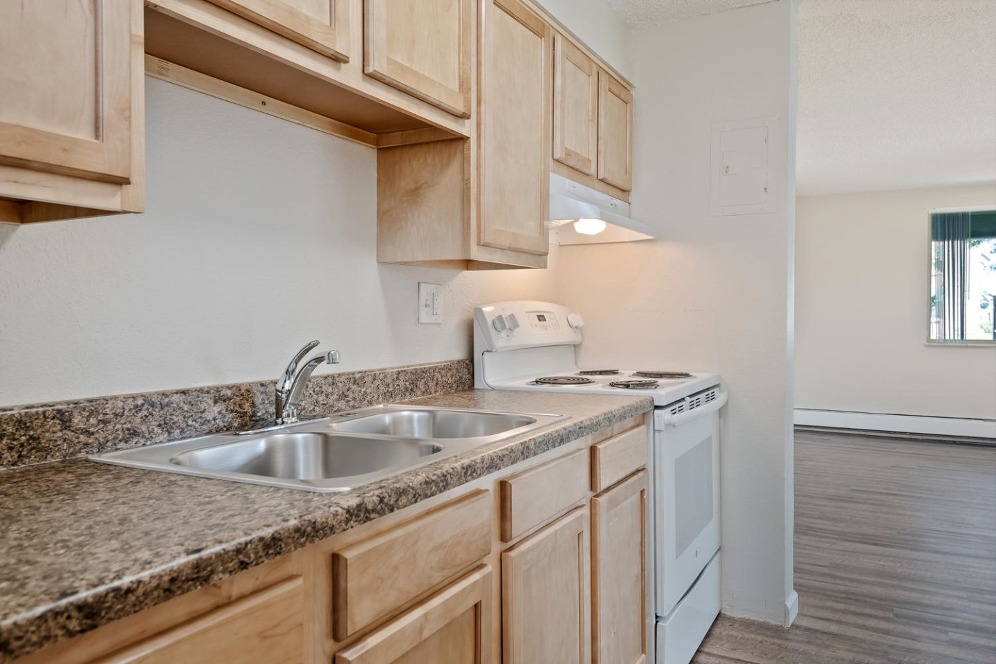 Candlelight Apartments Image 11