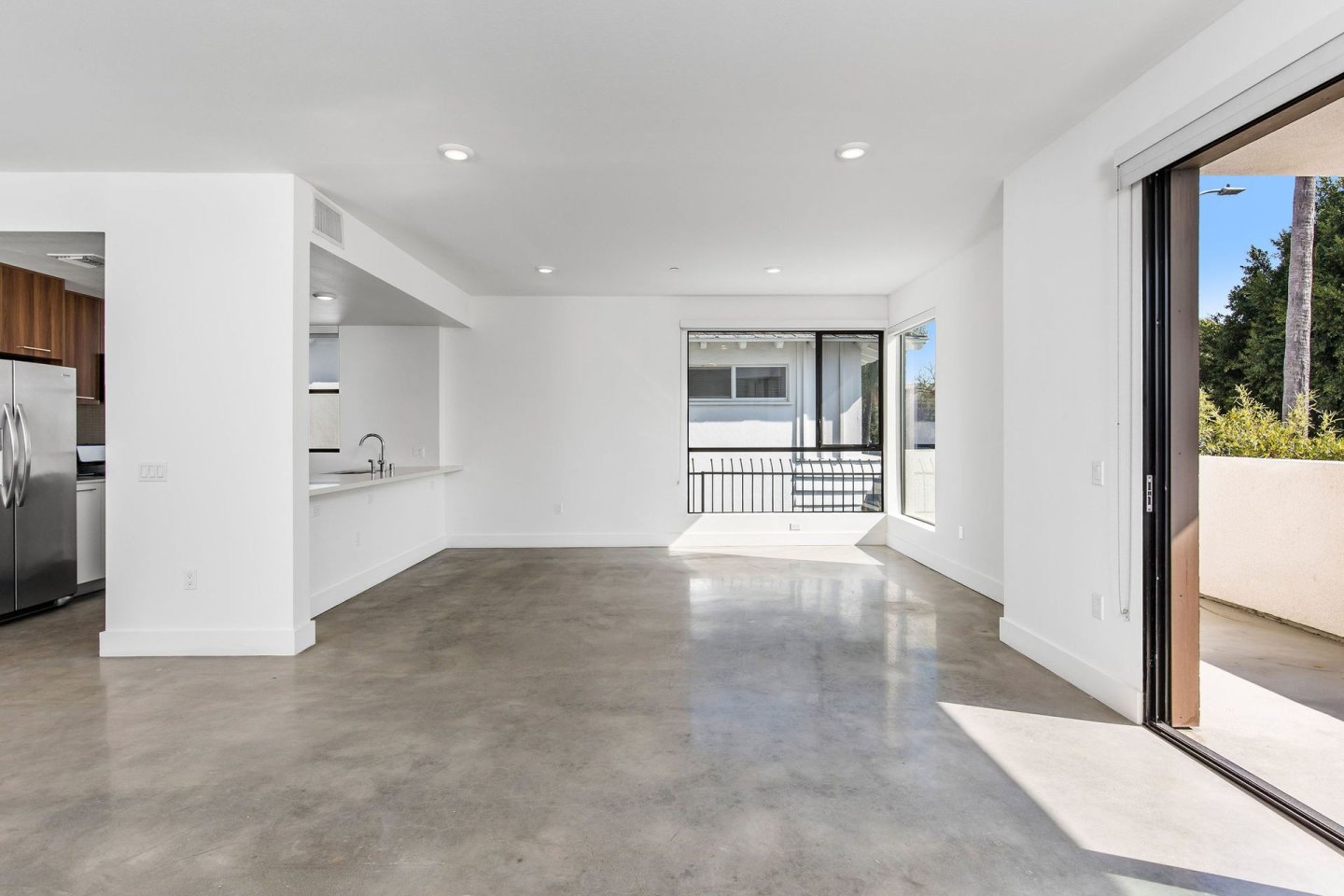 H Wood Apartments Image 24