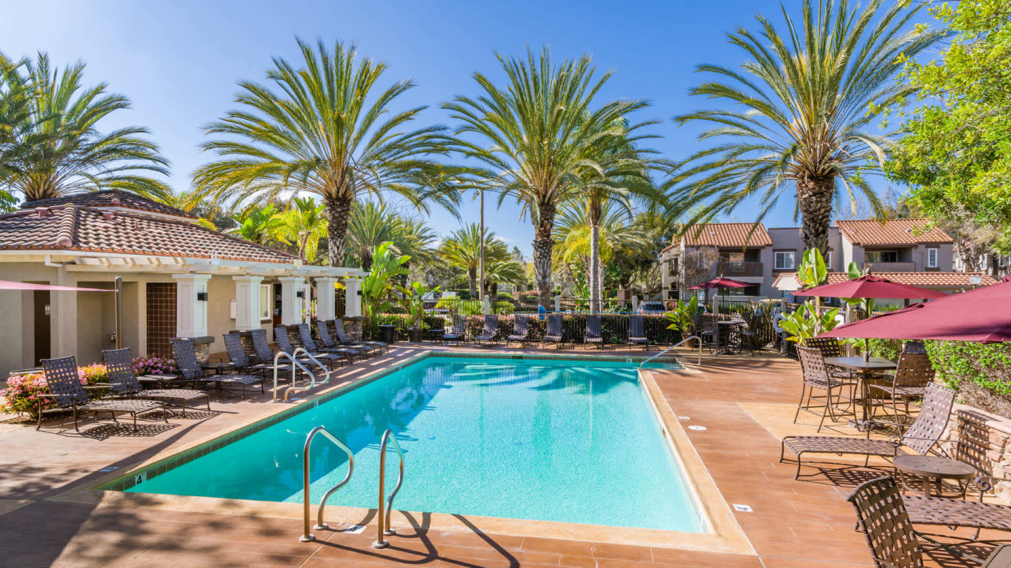 The Village at Del Mar Heights Image 17
