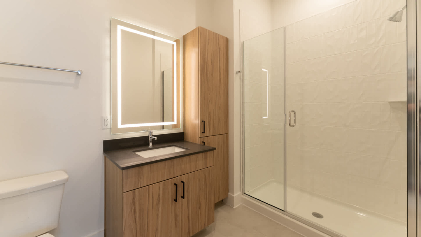 Lyle Apartments Image 37
