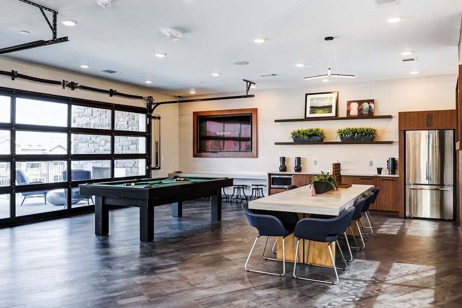 Icon Apartment Homes at Ferguson Farm Image 3