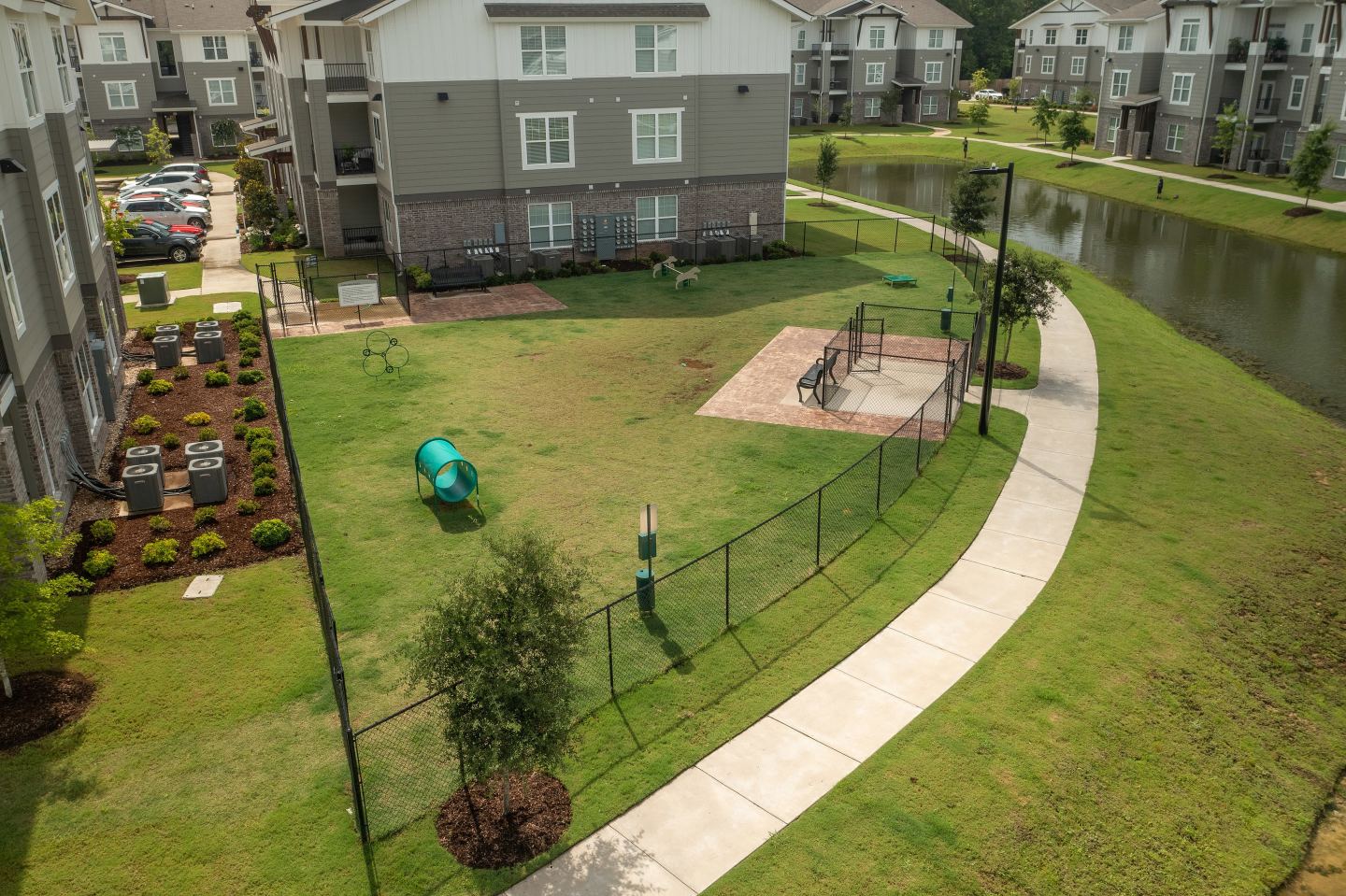 The Heights Luxury Apartments Image 2