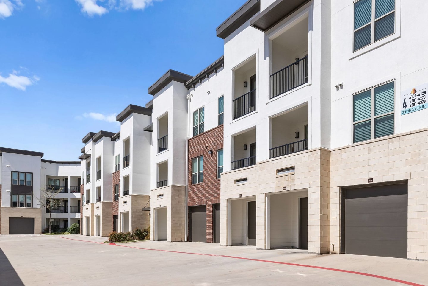 Bell Gateway Village Image 17