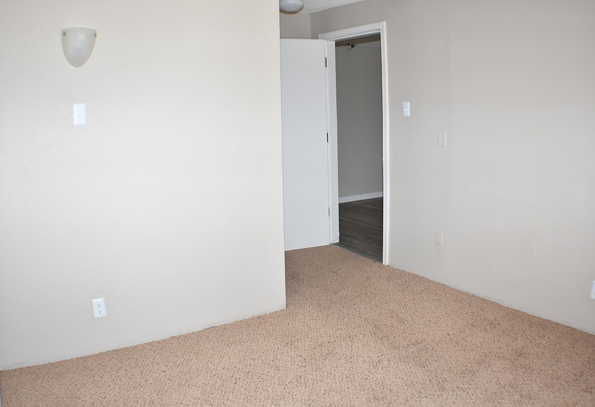 Truckee River Terrace Apartments Image 4
