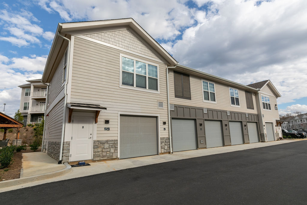 Gibson Flowery Branch Image 17