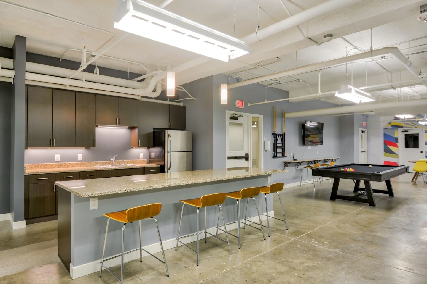 R & T Lofts Image 31