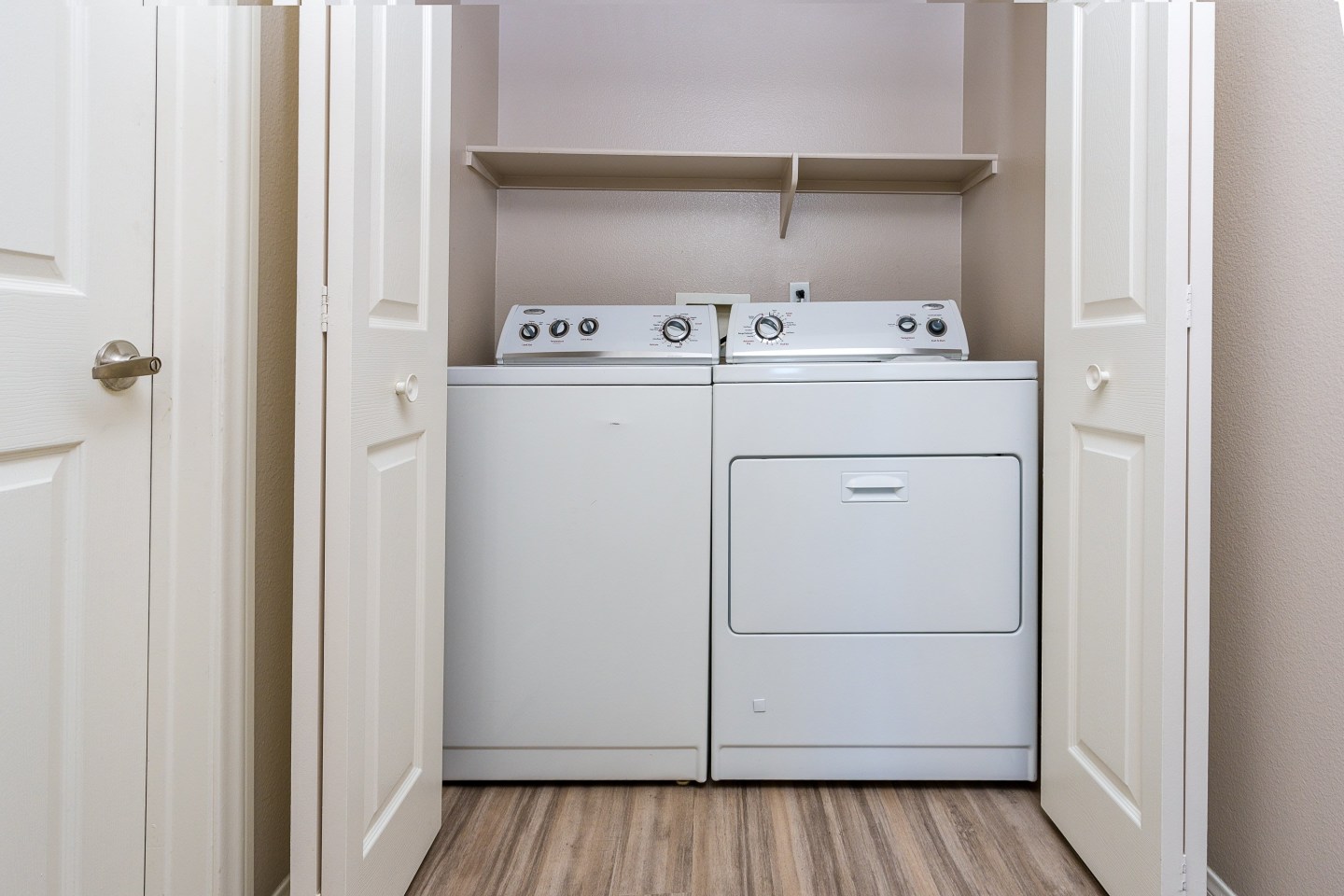 College Park Apartment Homes Image 49