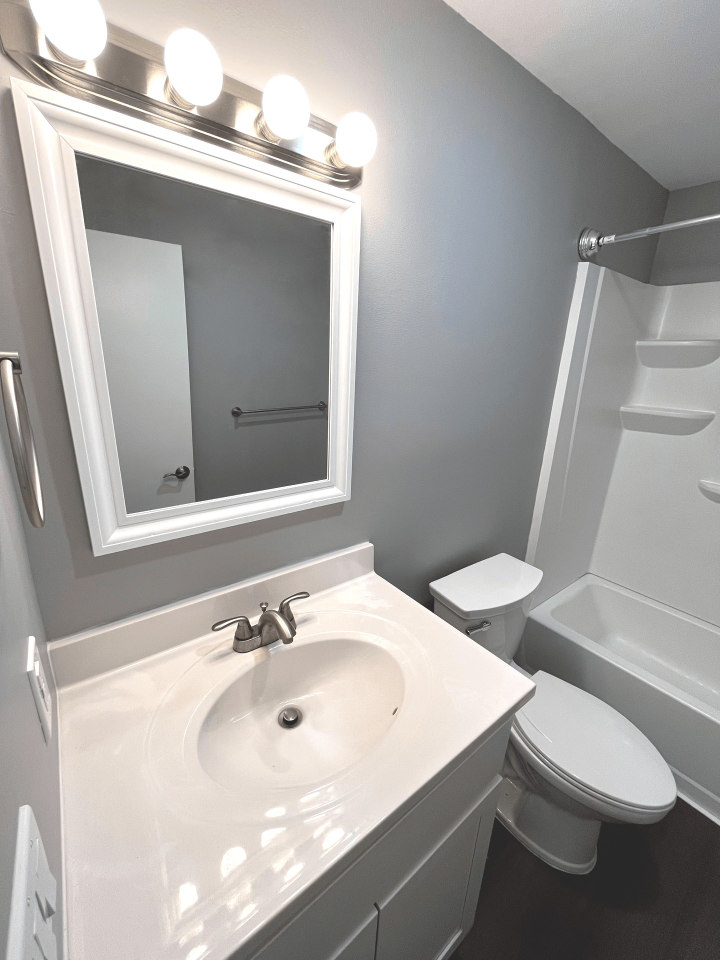Highview Manor Apartments Image 26