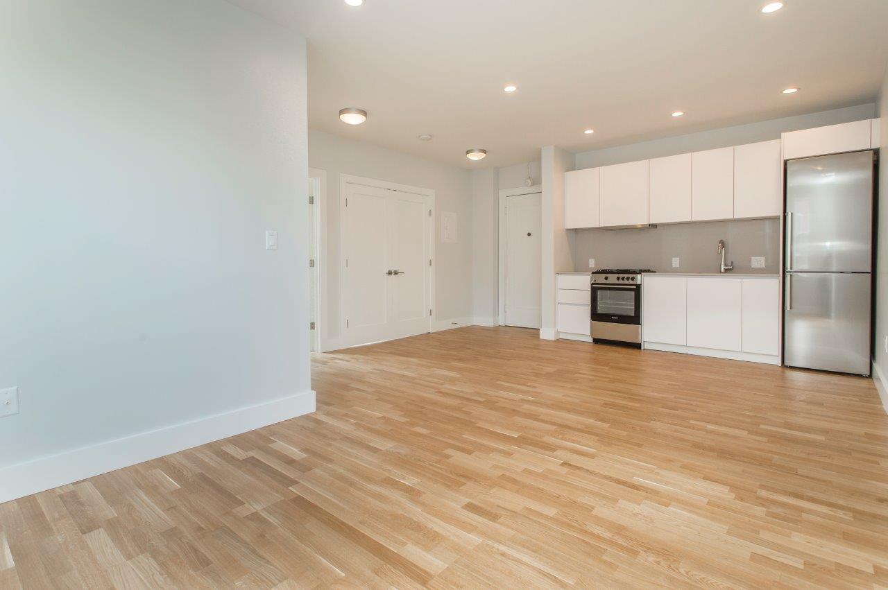 136 Highland Ave Image 12