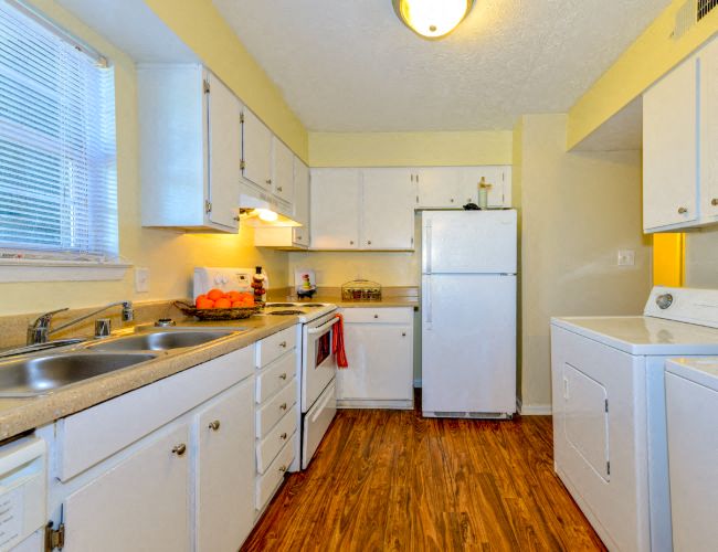 Maplewood Pointe Image 3