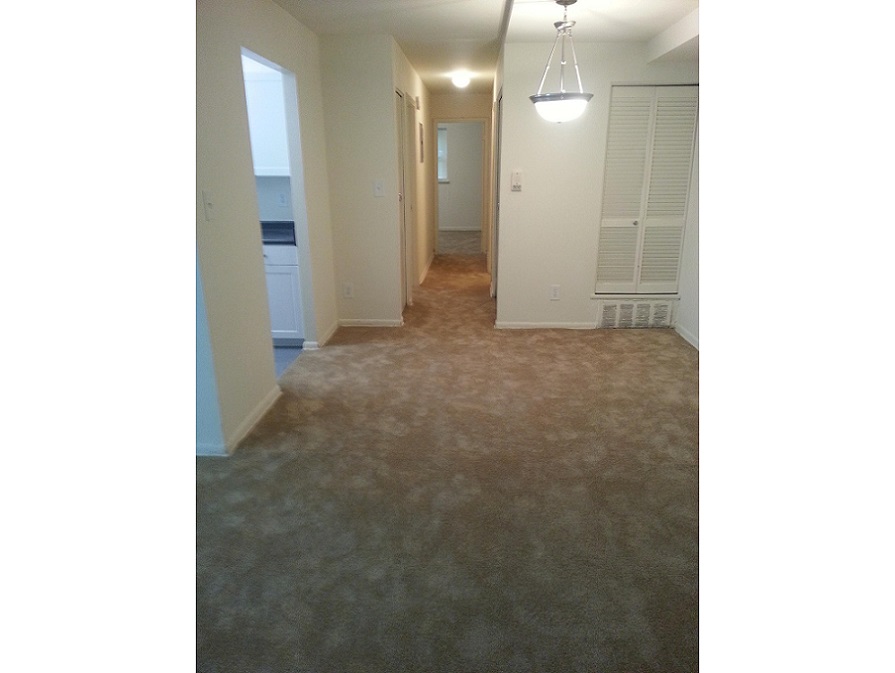 Sequoia Manor Image 13