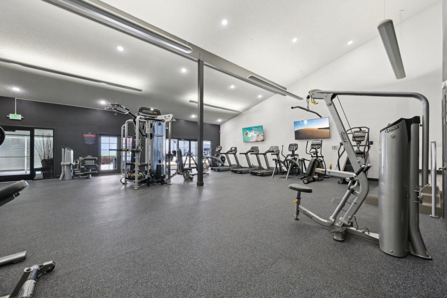 3300 Tamarac Image 14
