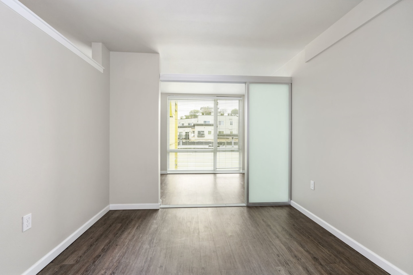 1711 Apartments Image 7