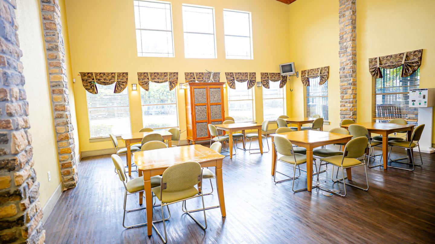Life at Brighton Estates - Senior Housing Image 15