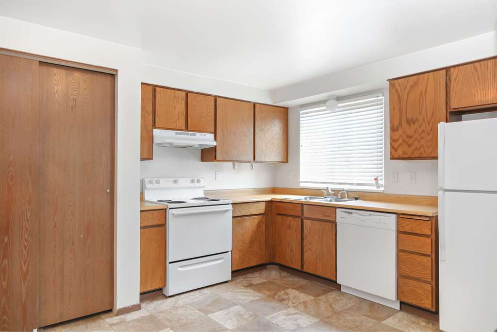 Rifle Creek Apartments Image 2