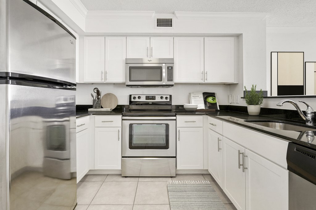 Gables Grand Plaza Apartments Image 69