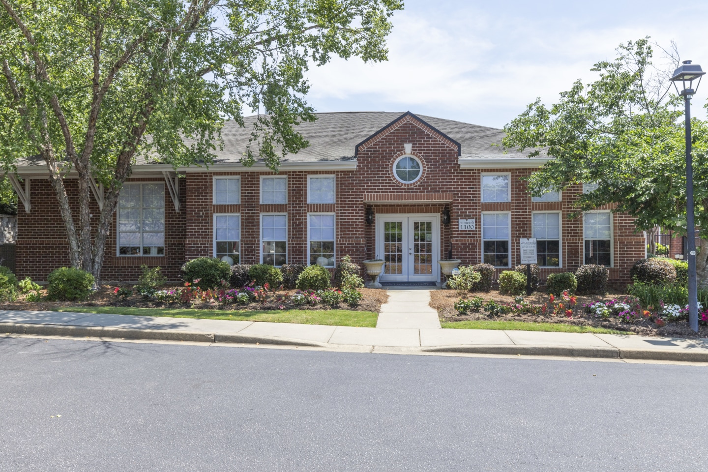 Vista Commons Apartment Homes Image 14