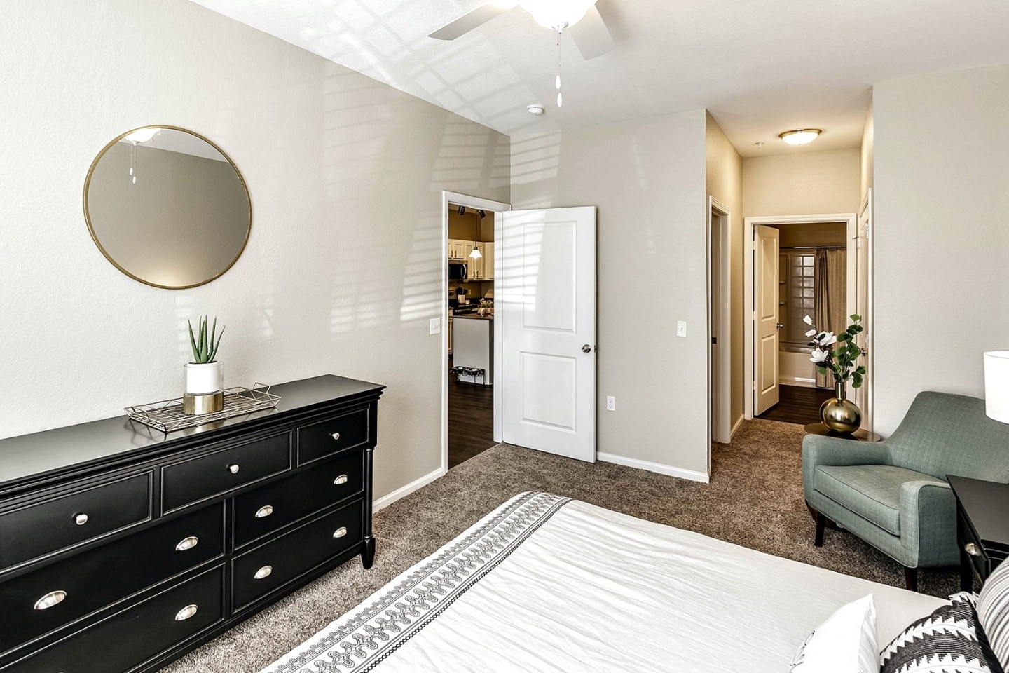 Springs at Legacy Commons Apartments Image 7