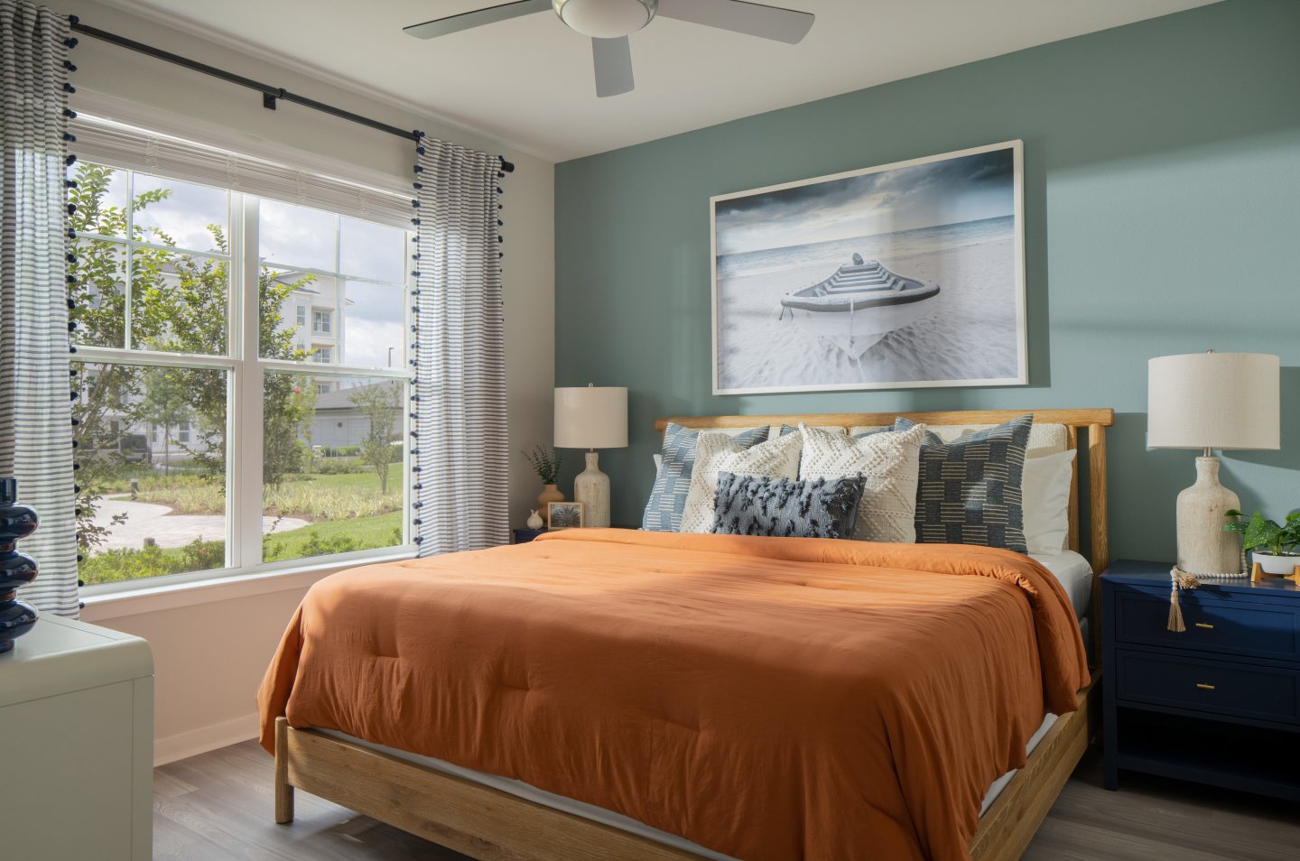Aventon Meadows Image 3