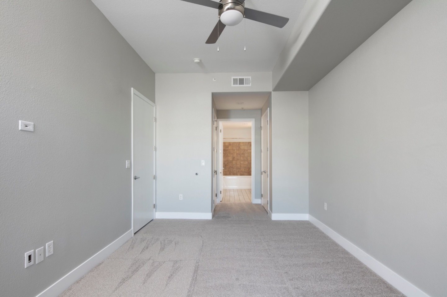 Residences at the Gramercy Image 69