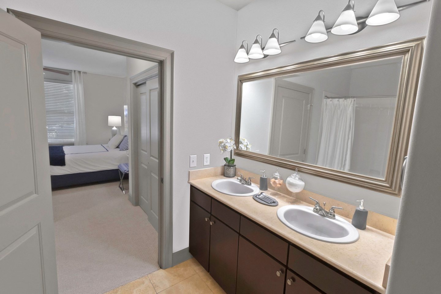 The Estates at Ballantyne Apartments and Townhomes Image 21