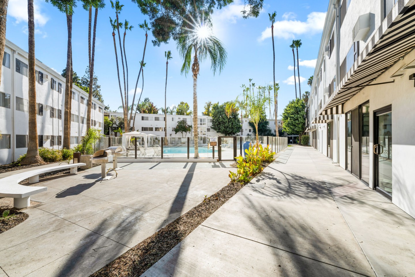 Summerview Beach Resort Luxury Apartments Image 22