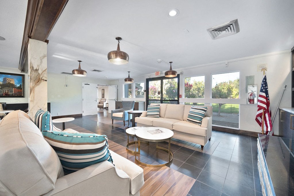 The Crest at Citrus Heights - 55+ Housing Image 15