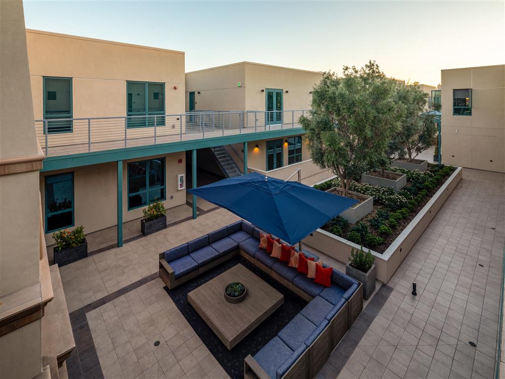 2300 Wilshire Image 46