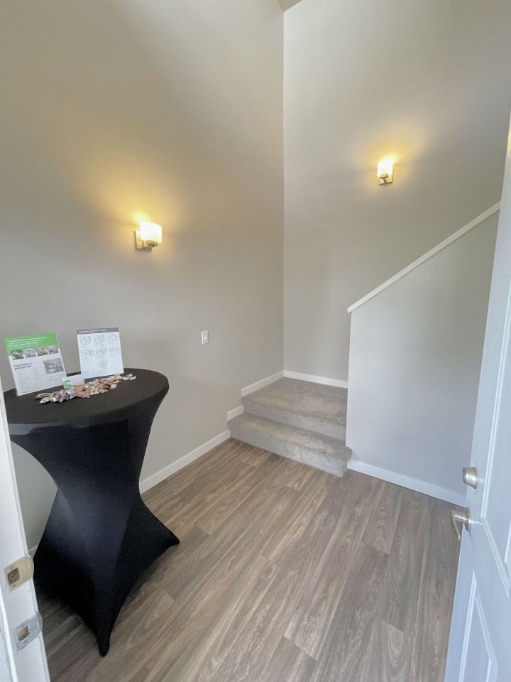 Townhomes at Mountain View Image 8