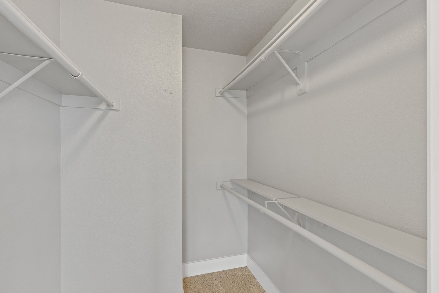 Modena Apartments Image 6