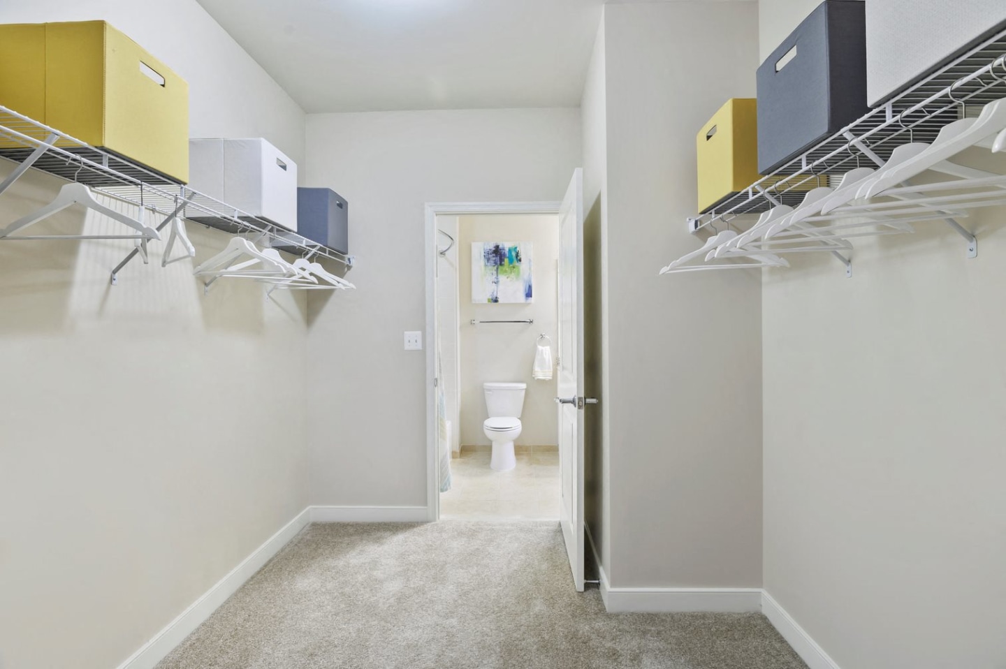 Flats at Neabsco Image 13