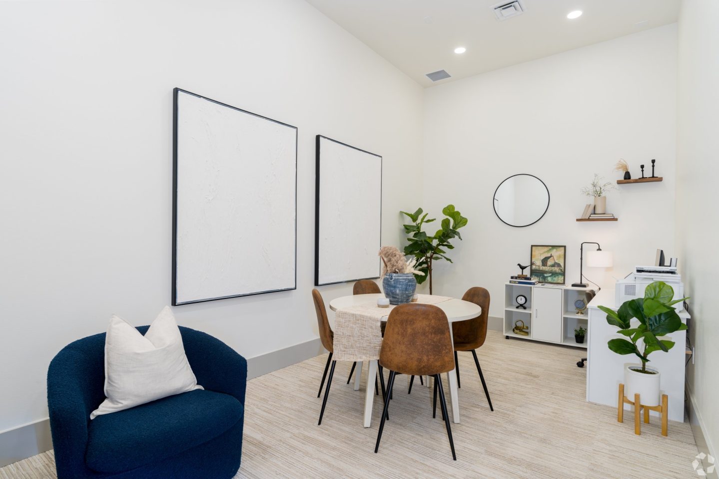 Regency Park Apartments at Queensgate Image 17