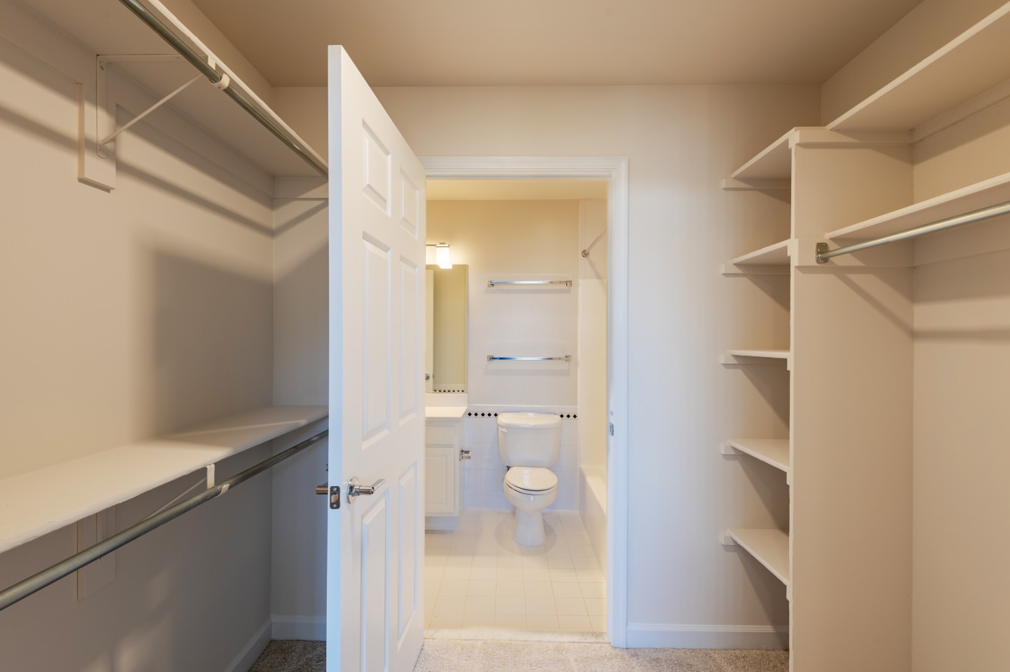 Wildwood Towers Image 21