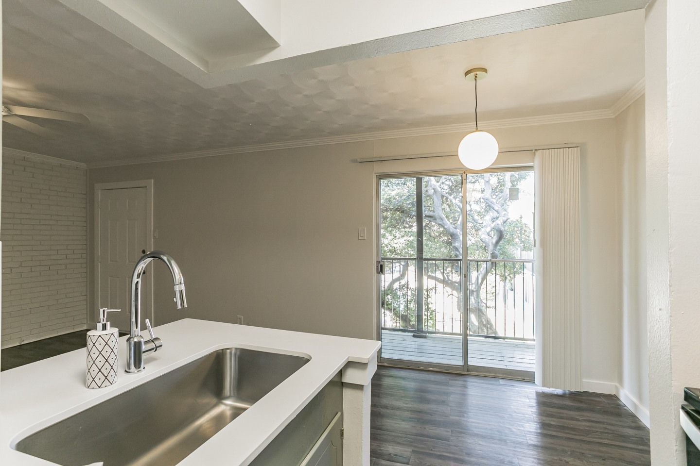 Carriage House Image 6