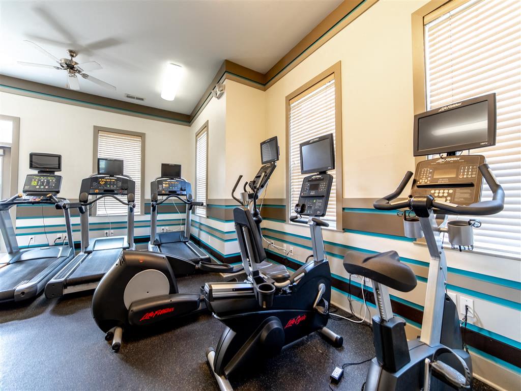 Monon Living Image 54