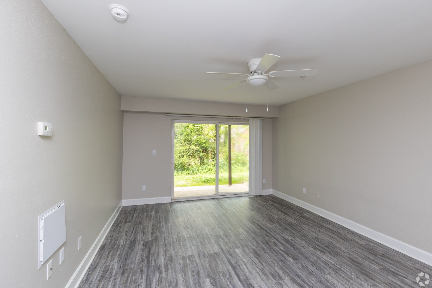 2207 North Image 10