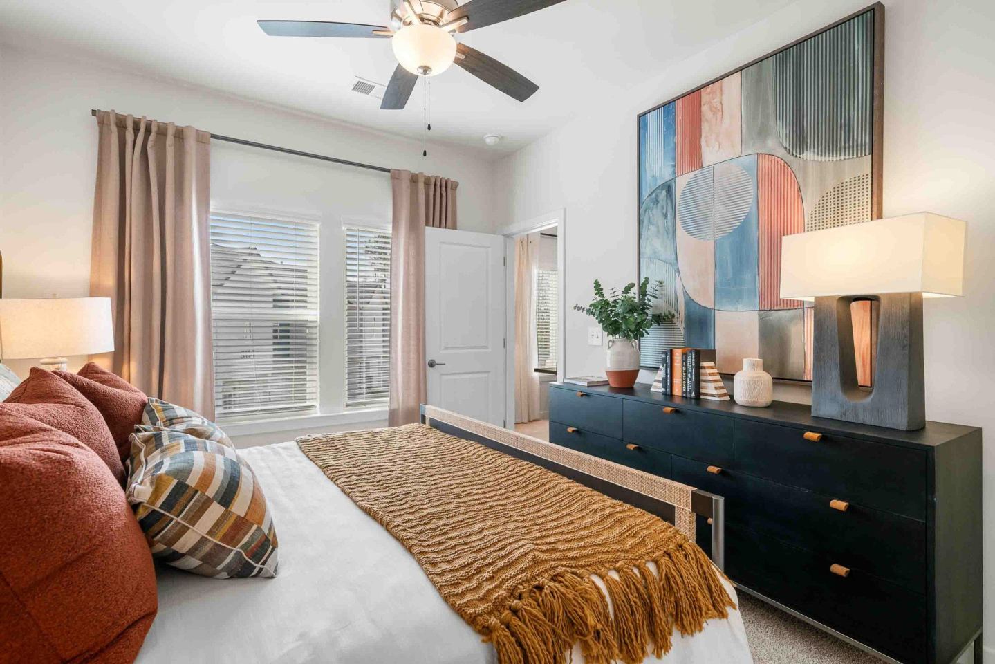 The Refinery at Sugar Hill Apartments and Townhomes. Image 9