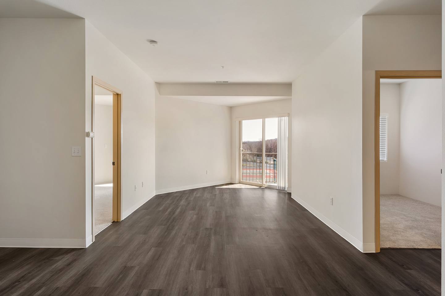 Shoreline Village Apartment Homes Image 45