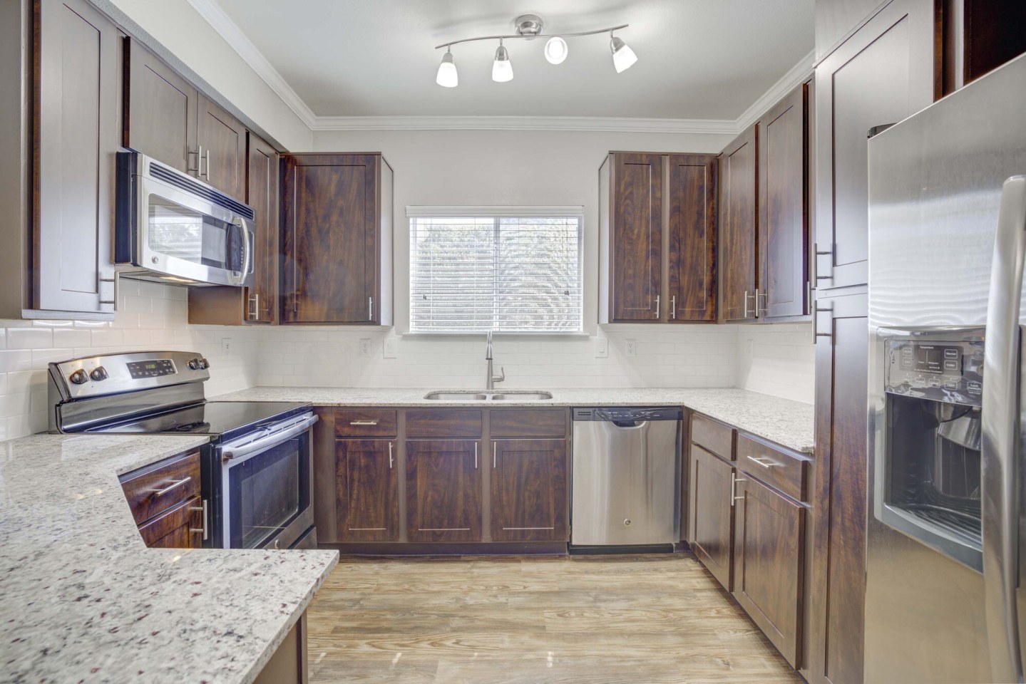 Somerset Townhomes Image 31