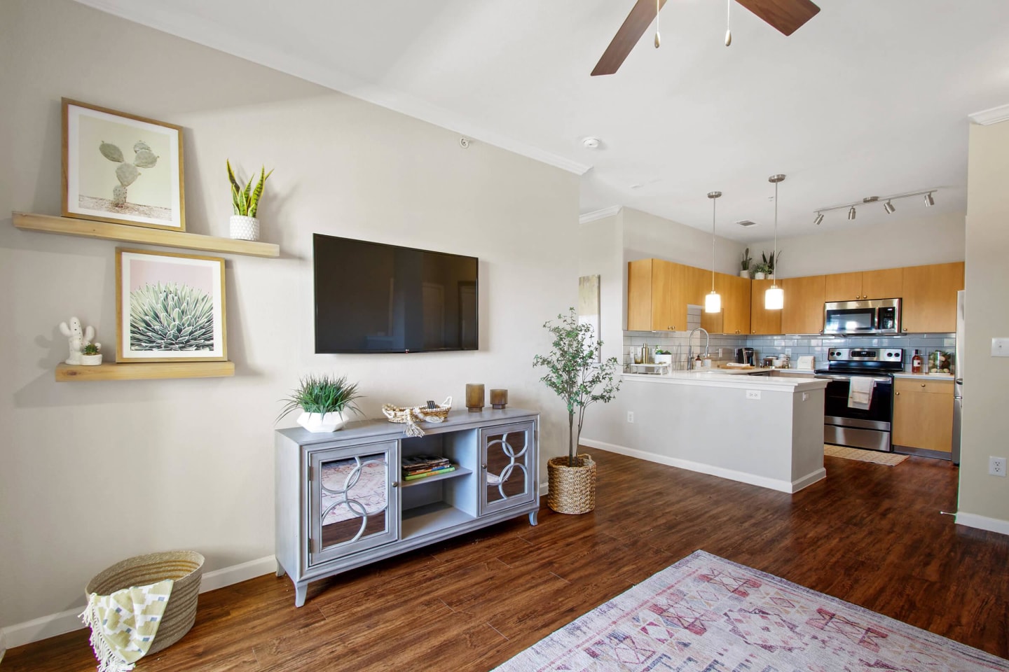 Mission Hills Apartments Image 15